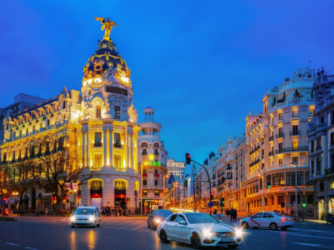 POLITICS ASIDE, ANDALUCIA’S NEW RIGHT-WING COALITION IS GOOD NEWS FOR TAXPAYERS