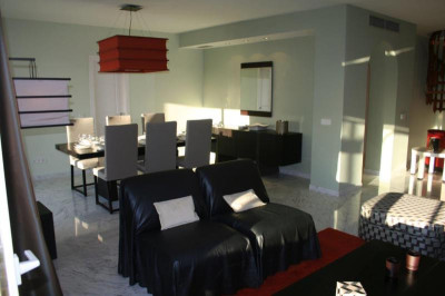 3 Bedroom Penthouse in Puerto Banús - Image 4