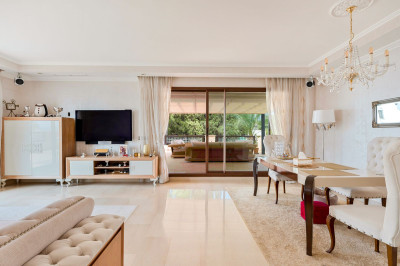 2 Bedroom Penthouse in Nueva Andalucía - Image 1