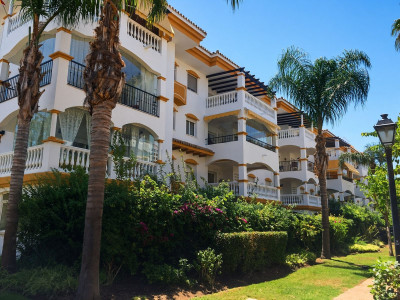 2 Bedroom Top Floor Apartment in Nueva Andalucía - Image 1