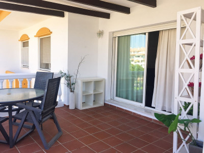 2 Bedroom Top Floor Apartment in Nueva Andalucía - Image 3