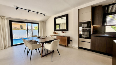 5 Bedroom Detached Villa in Nueva Andalucía - Image 5