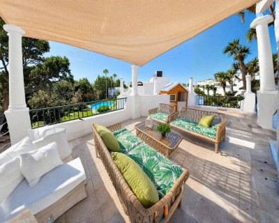 4 Bedroom Townhouse in Nueva Andalucía - Image 3