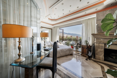 3 Bedroom Duplex in Puerto Banús - Image 5