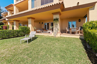 2 Bedroom Ground Floor Apartment in Nueva Andalucía - Image 2