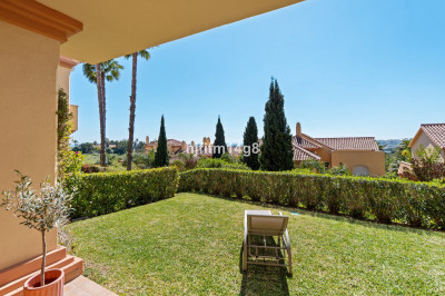 2 Bedroom Ground Floor Apartment in Nueva Andalucía - Image 3