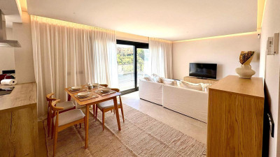 3 Bedroom Penthouse Duplex in Nueva Andalucía - Image 1