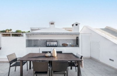 3 Bedroom Top Floor Apartment in La Quinta - Image 3