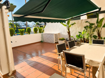 2 Bedroom Middle Floor Apartment in Nueva Andalucía - Image 3