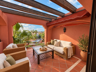 2 Bedroom Penthouse Duplex in Nueva Andalucía - Image 5