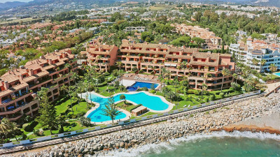 3 Bedroom Penthouse in Puerto Banús - Image 3