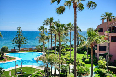 3 Bedroom Penthouse in Puerto Banús - Image 4