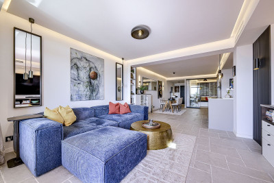 2 Bedroom Middle Floor Apartment in Nueva Andalucía - Image 1