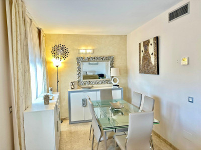 4 Bedroom Townhouse in Nueva Andalucía - Image 3