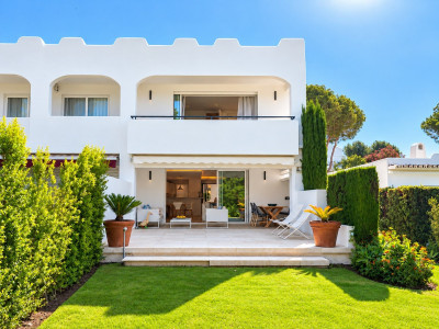 2 Bedroom Townhouse in Nueva Andalucía - Image 1