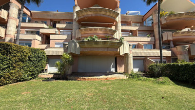 4 Bedroom Ground Floor Apartment in Nueva Andalucía - Image 2
