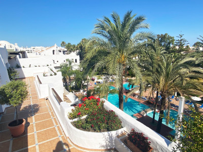 3 Bedroom Penthouse Duplex in Puerto Banús - Image 3
