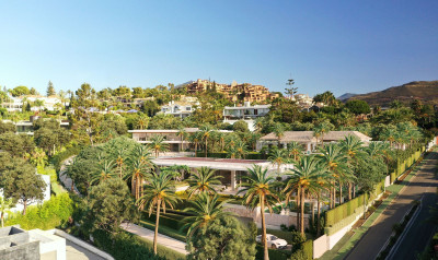 7 Bedroom Residential Plot in Nueva Andalucía - Image 4