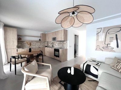 3 Bedroom Middle Floor Apartment in Nueva Andalucía - Image 2