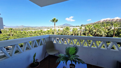 3 Bedroom Middle Floor Apartment in Nueva Andalucía - Image 3