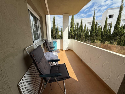 1 Bedroom Middle Floor Apartment in Nueva Andalucía - Image 4