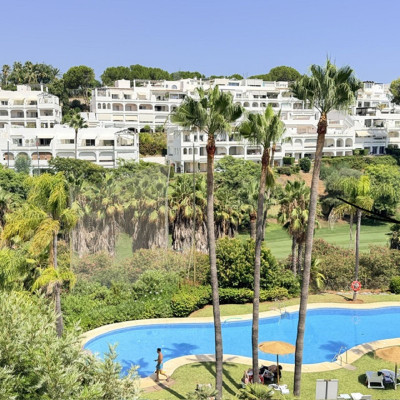 3 Bedroom Penthouse in La Quinta - Image 1