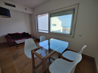 1 Bedroom Middle Floor Apartment in Puerto Banús - Image 3