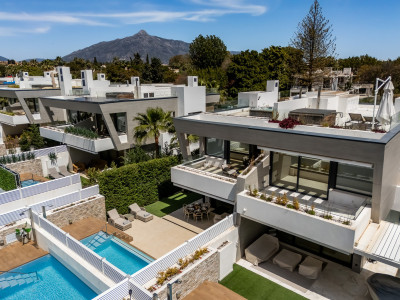 5 Bedroom Semi-Detached House in Puerto Banús - Image 3