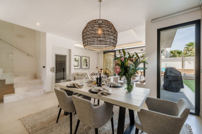 5 Bedroom Semi-Detached House in Puerto Banús - Image 4