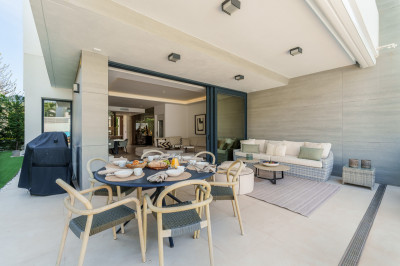 5 Bedroom Semi-Detached House in Puerto Banús - Image 5