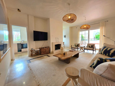 3 Bedroom Ground Floor Apartment in Nueva Andalucía - Image 3