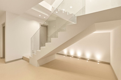 5 Bedroom Detached Villa in Puerto Banús - Image 4
