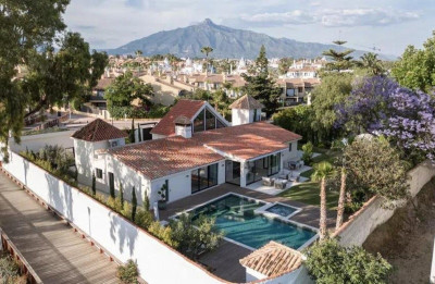 5 Bedroom Detached Villa in Puerto Banús