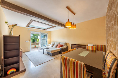 2 Bedroom Ground Floor Apartment in Nueva Andalucía - Image 3