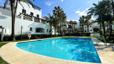 2 Bedroom Ground Floor Apartment in Puerto Banús - Image 2