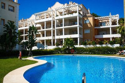 3 Bedroom Ground Floor Apartment in Nueva Andalucía - Image 1
