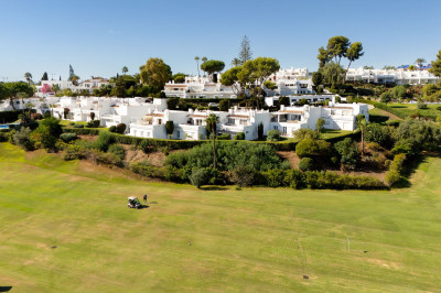 4 Bedroom Townhouse in Nueva Andalucía - Image 1