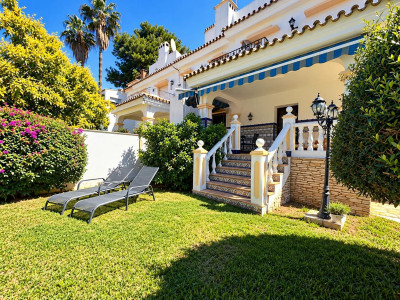 3 Bedroom Semi-Detached House in Nueva Andalucía - Image 2