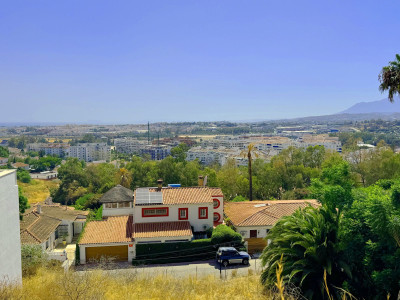 Residential Plot in Nueva Andalucía - Image 5