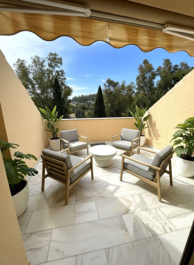 2 Bedroom Duplex in Nueva Andalucía - Image 3