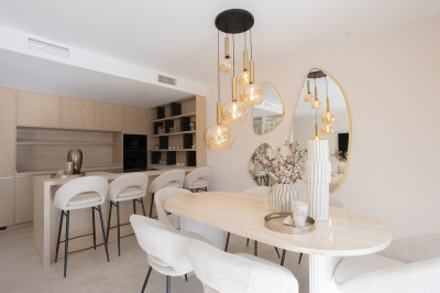 4 Bedroom Penthouse Duplex in Nueva Andalucía - Image 1