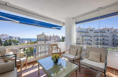 3 Bedroom Middle Floor Apartment in Puerto Banús - Image 1
