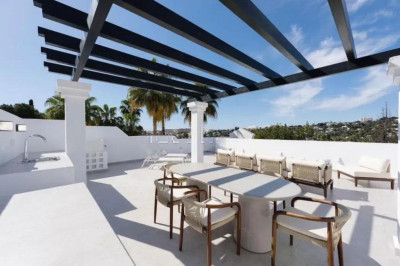 3 Bedroom Penthouse Duplex in Nueva Andalucía - Image 2