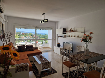 1 Bedroom Middle Floor Apartment in Nueva Andalucía - Image 5