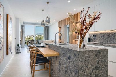 3 Bedroom Middle Floor Apartment in La Quinta - Image 5