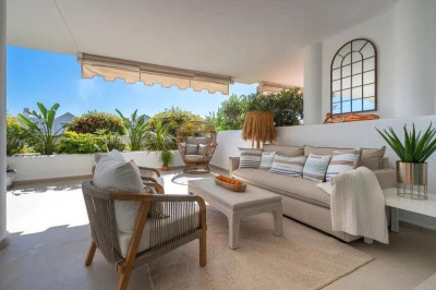2 Bedroom Ground Floor Apartment in Nueva Andalucía - Image 3
