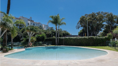 4 Bedroom Penthouse Duplex in Puerto Banús - Image 2