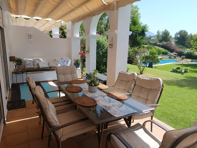 2 Bedroom Ground Floor Apartment in La Quinta - Image 1