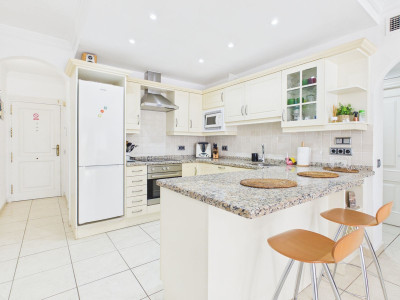 2 Bedroom Ground Floor Apartment in La Quinta - Image 5