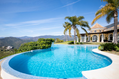 4 Bedroom Detached Villa in La Zagaleta - Image 5